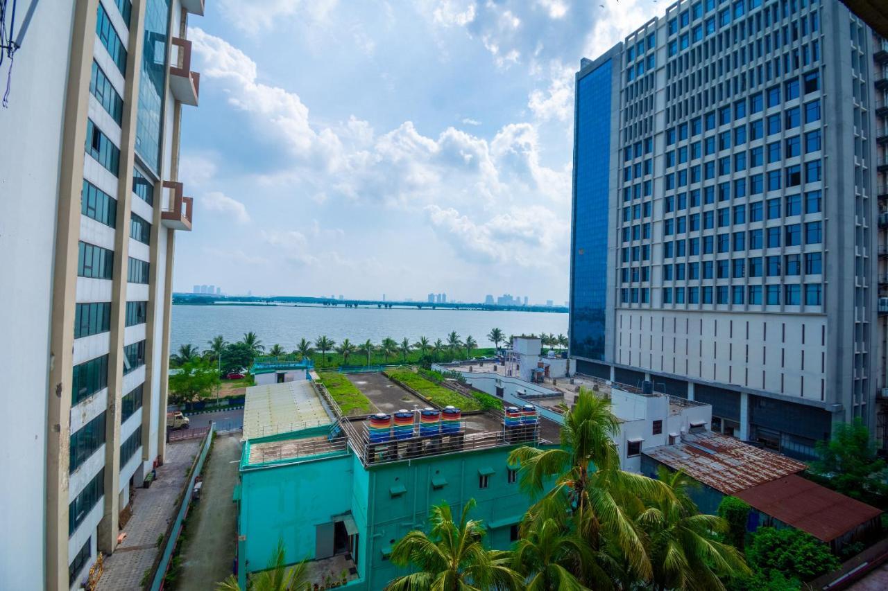 Opiam B&B A Business Hotel Kolkata Bagian luar foto