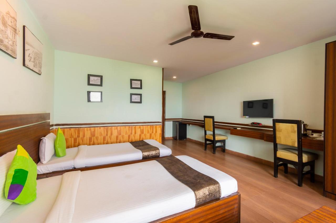 Opiam B&B A Business Hotel Kolkata Bagian luar foto
